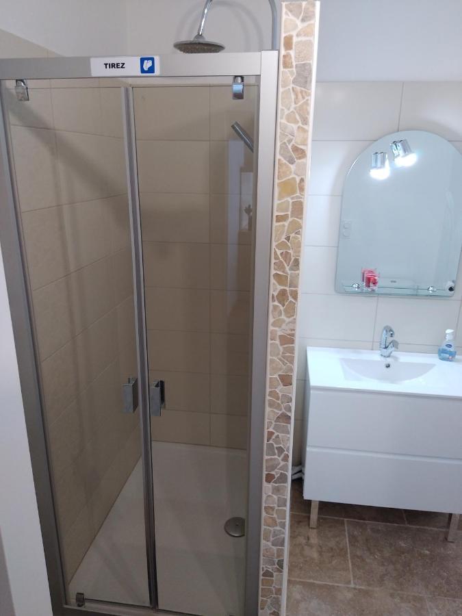 Maison De Village Confortable Entierement Renovee Saint-Just  ภายนอก รูปภาพ