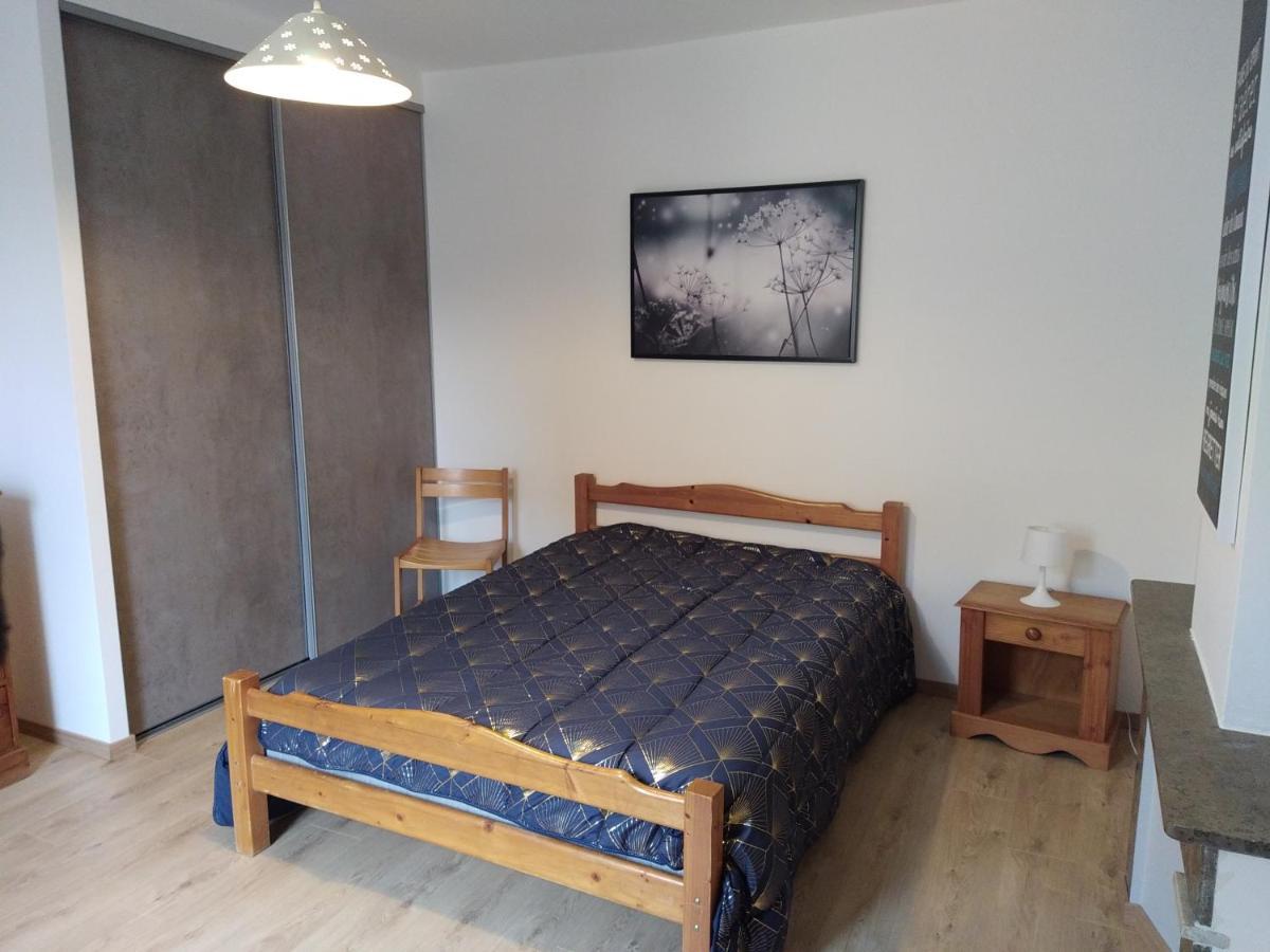 Maison De Village Confortable Entierement Renovee Saint-Just  ภายนอก รูปภาพ